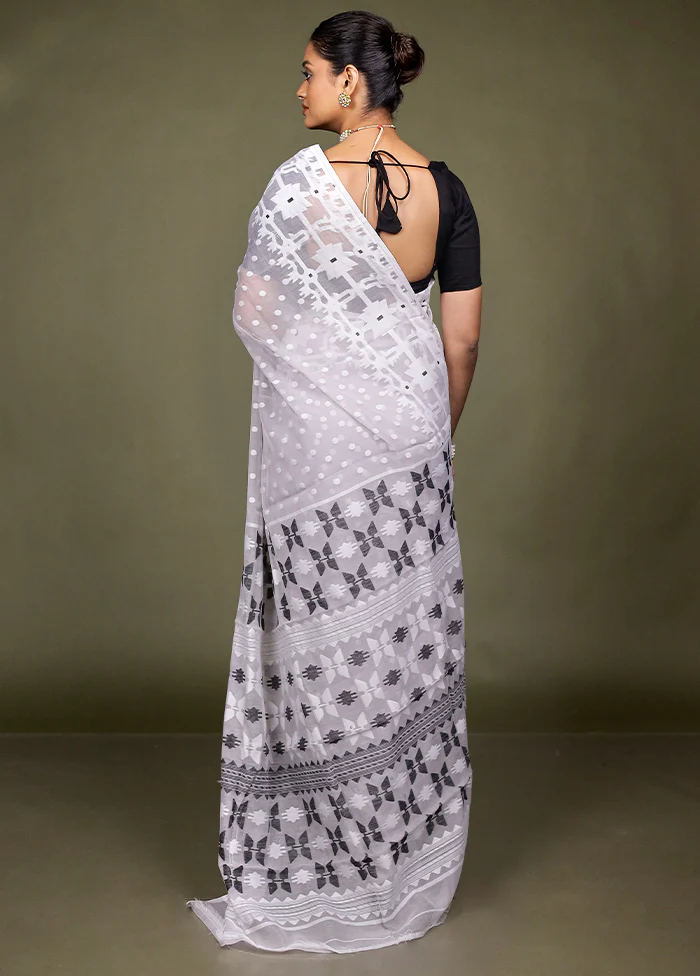 Cream Tant Jamdani Saree Without Blouse Piece - Image 3