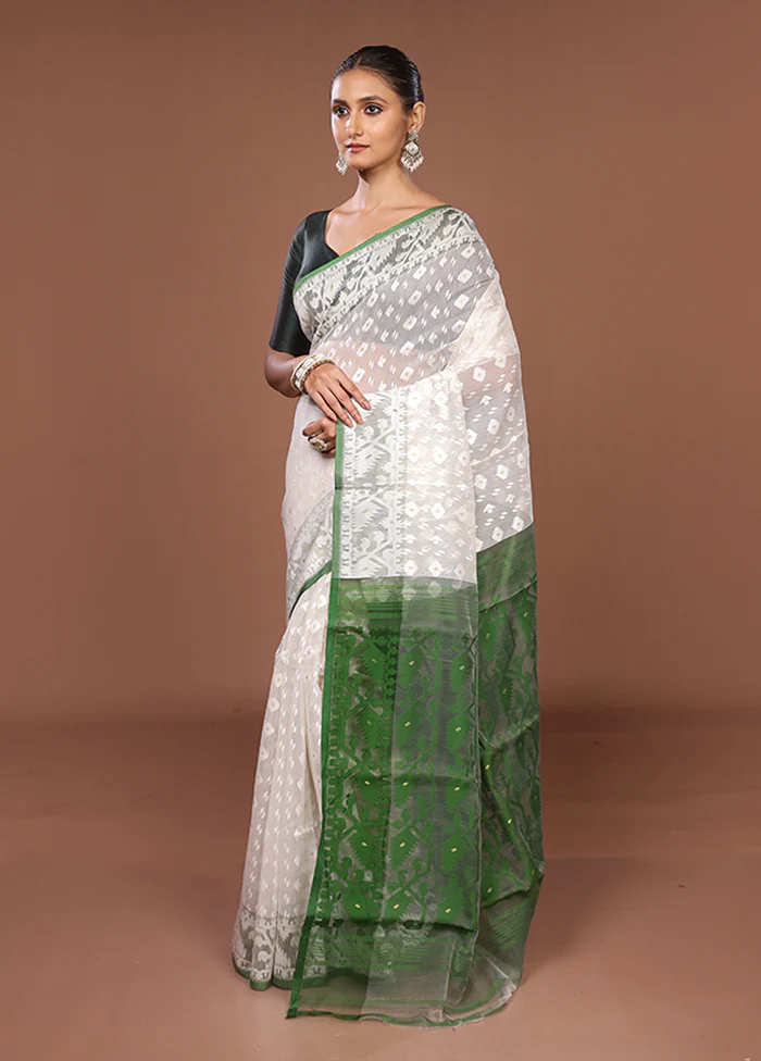 White Jamdani Cotton Saree Without Blouse Piece - Image 4