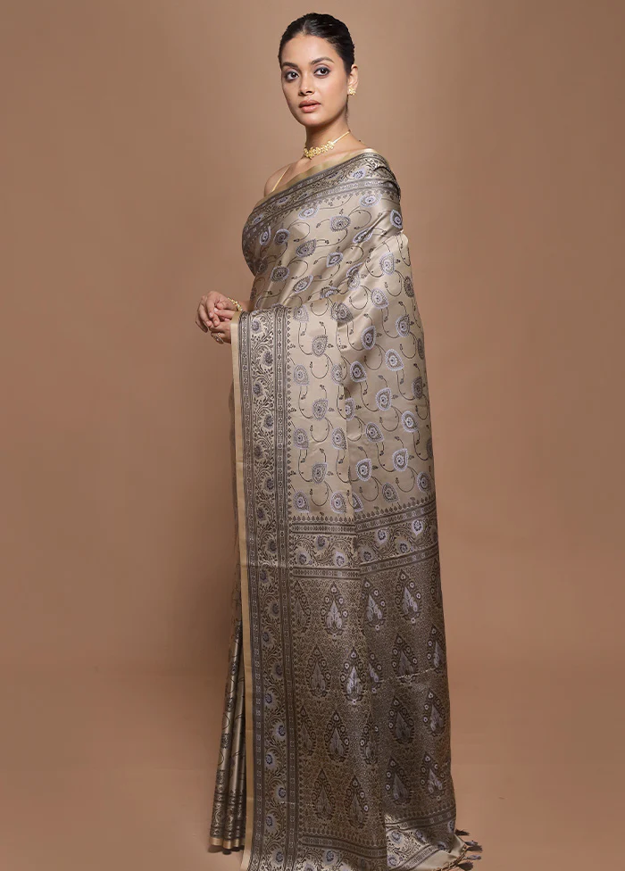 Cream Jamewar Silk Saree With Blouse Piece - Image 4