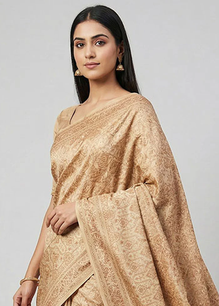 Cream Jamewar Silk Saree With Blouse Piece - Image 2