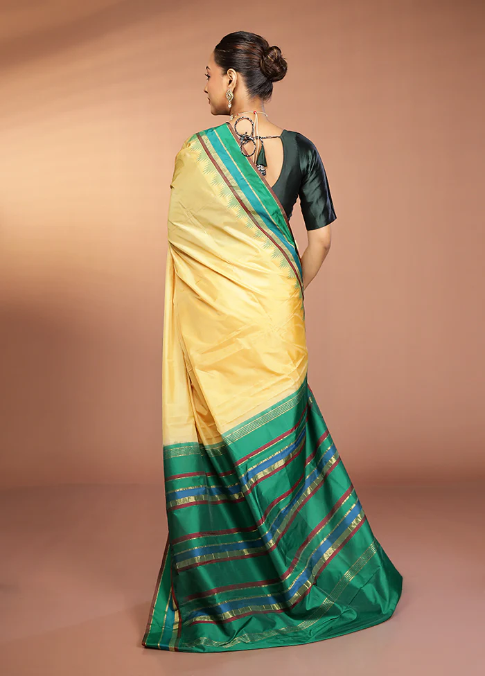 Cream Kanjivaram Silk Saree With Blouse Piece - Image 3