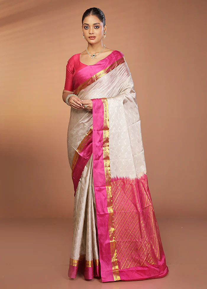 Cream Kanjivaram Silk Saree With Blouse Piece - Image 2