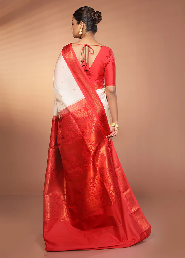Cream Kanjivaram Silk Saree With Blouse Piece - Image 3