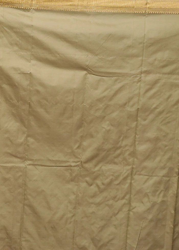 Cream Kanjivaram Silk Saree With Blouse Piece - Image 5