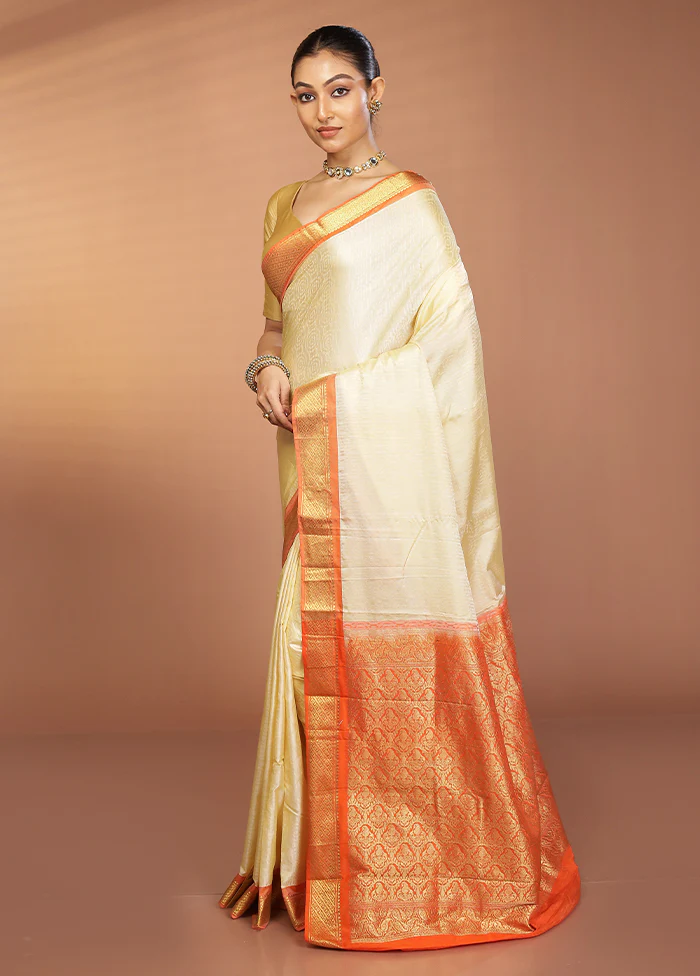 Cream Kanjivaram Silk Saree With Blouse Piece - Image 4