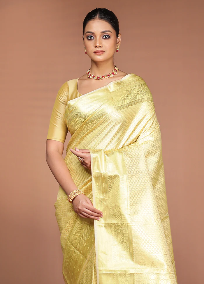 Cream Kanjivaram Silk Saree With Blouse Piece