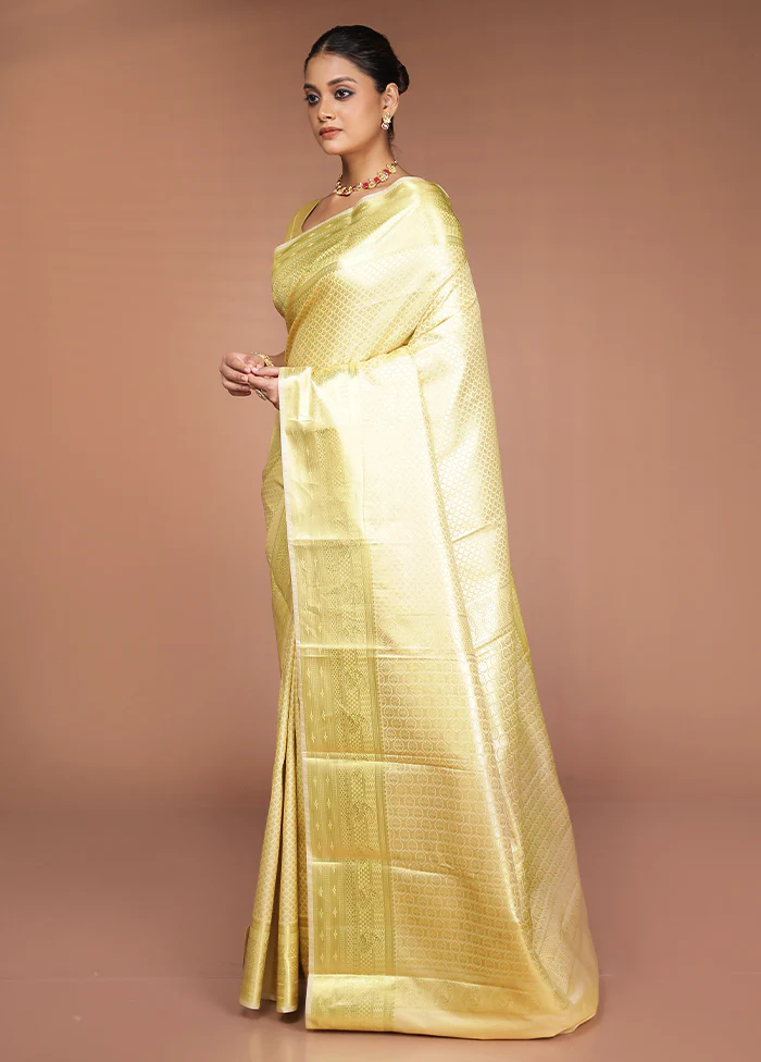 Cream Kanjivaram Silk Saree With Blouse Piece - Image 4