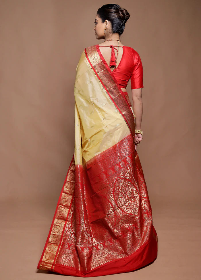 Cream Kanjivaram Silk Saree With Blouse Piece - Image 3
