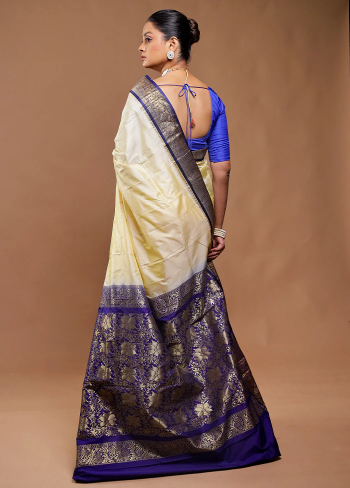 Cream Kanjivaram Silk Saree With Blouse Piece - Image 3