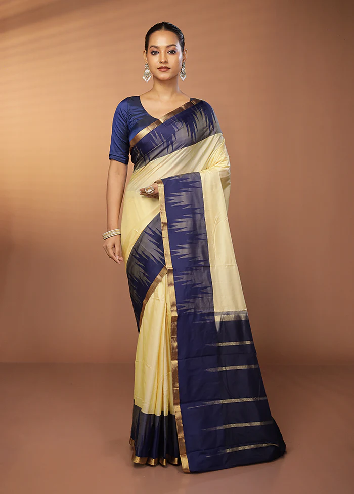 Cream Kanjivaram Silk Saree With Blouse Piece - Image 2