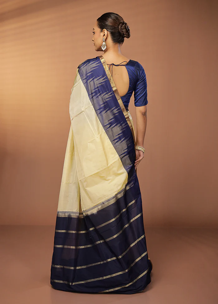 Cream Kanjivaram Silk Saree With Blouse Piece - Image 3