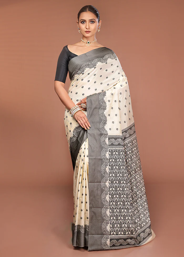 Cream Kanjivaram Silk Saree With Blouse Piece - Image 2