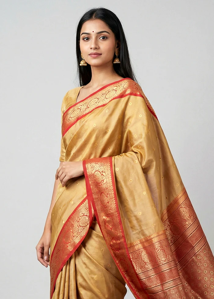 Cream Kanjivaram Silk Saree With Blouse Piece - Image 2