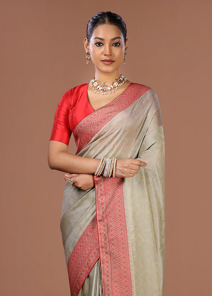 Cream Kanjivaram Silk Saree With Blouse Piece