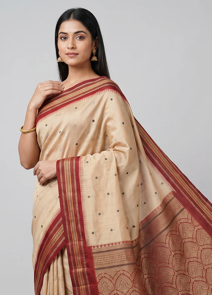 Cream Kanjivaram Silk Saree With Blouse Piece - Image 2