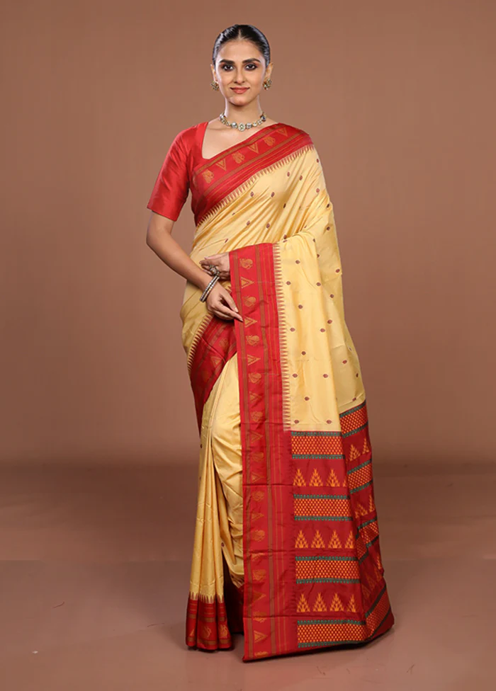 Cream Kanjivaram Silk Saree With Blouse Piece - Image 2