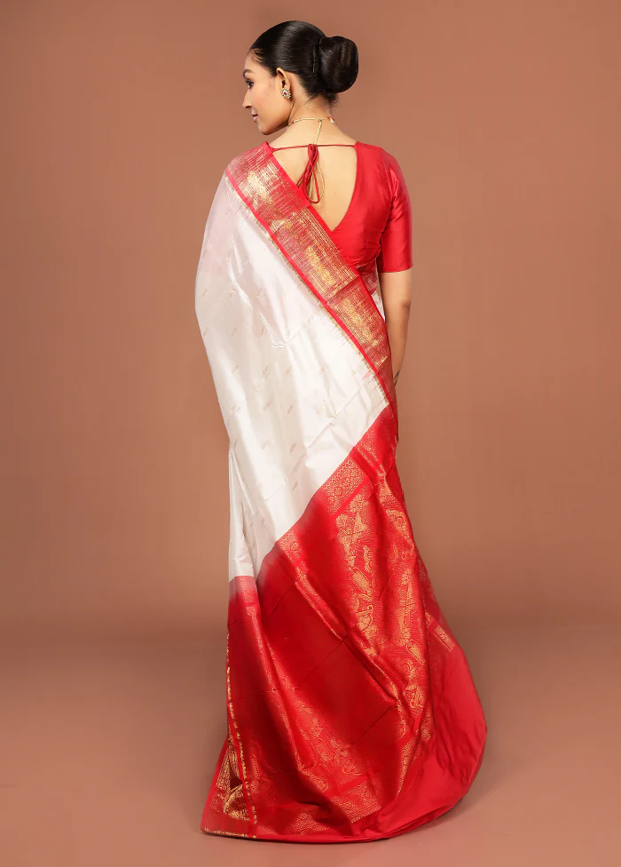 Cream Kanjivaram Silk Saree With Blouse Piece - Image 3