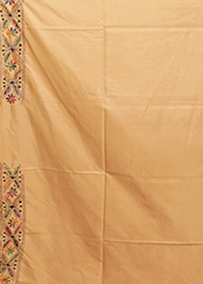 Cream Kantha Stitch Silk Saree With Blouse Piece - Image 5