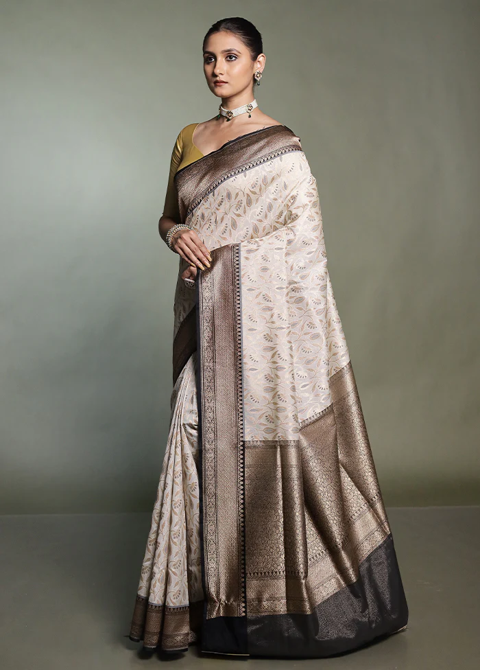 Cream Kora Silk Saree With Blouse Piece - Image 4