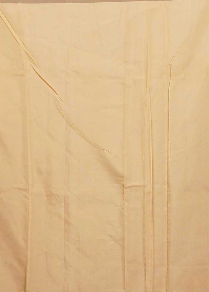 Cream Kora Silk Saree With Blouse Piece - Image 5