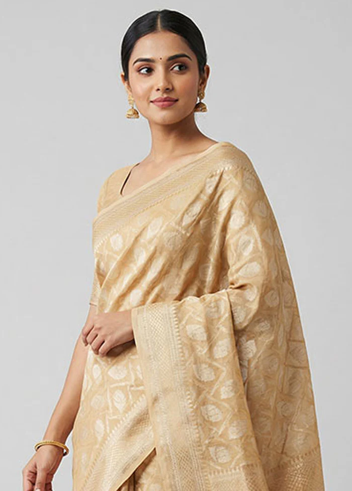 Cream Kora Silk Saree With Blouse Piece - Image 2