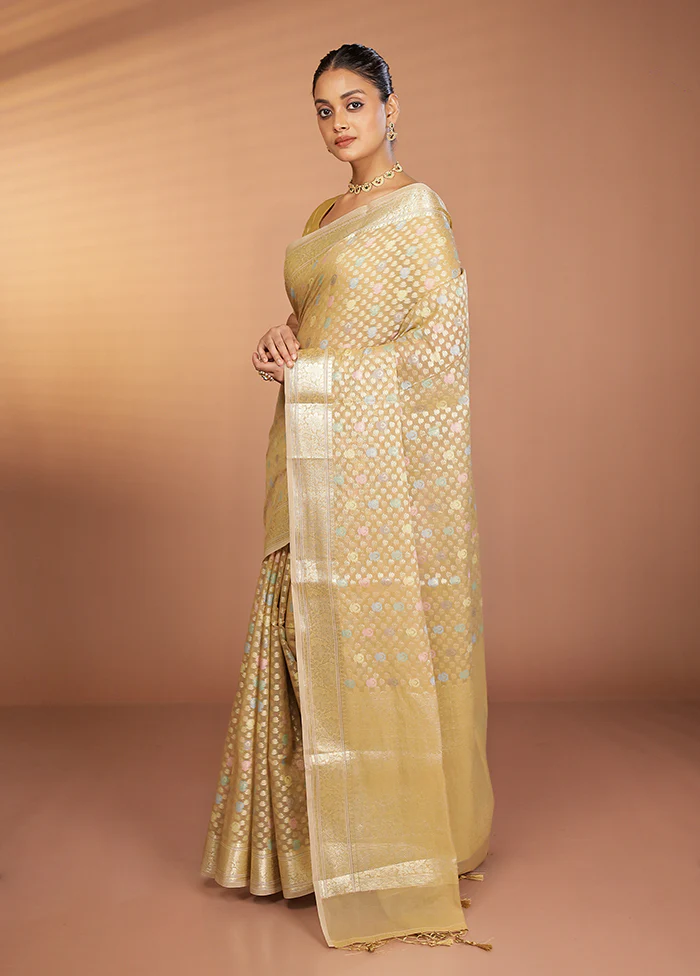 Cream Kora Silk Saree With Blouse Piece - Image 4