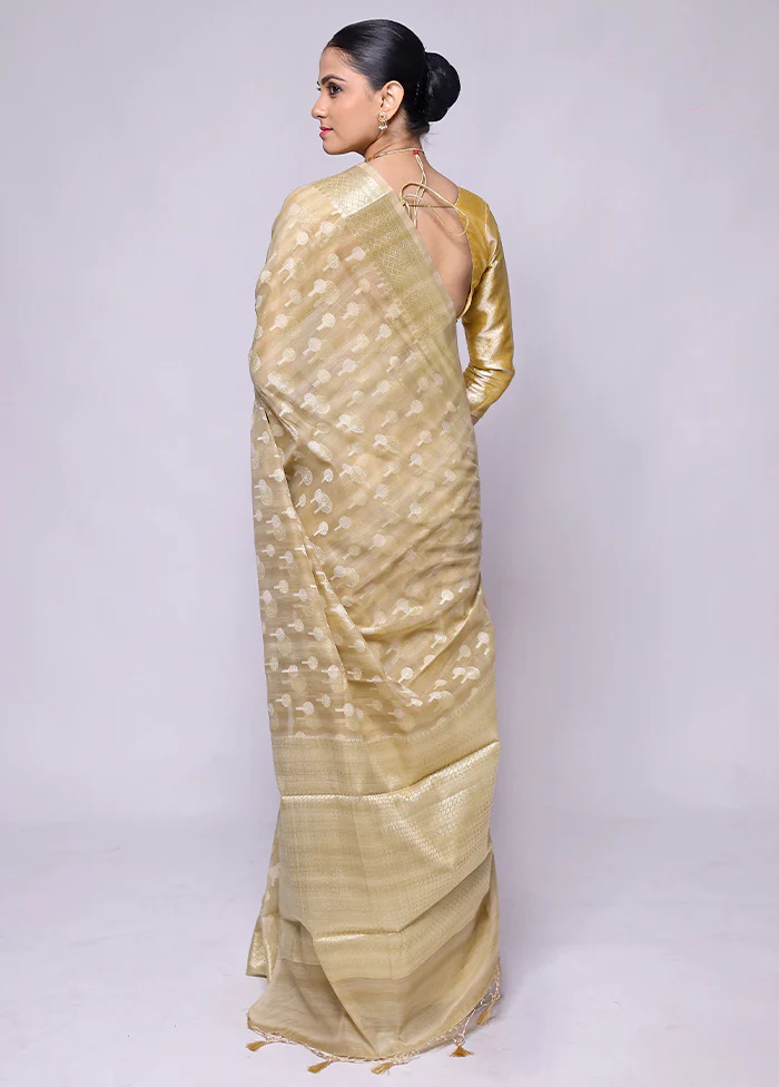 Cream Kora Silk Saree With Blouse Piece - Image 3
