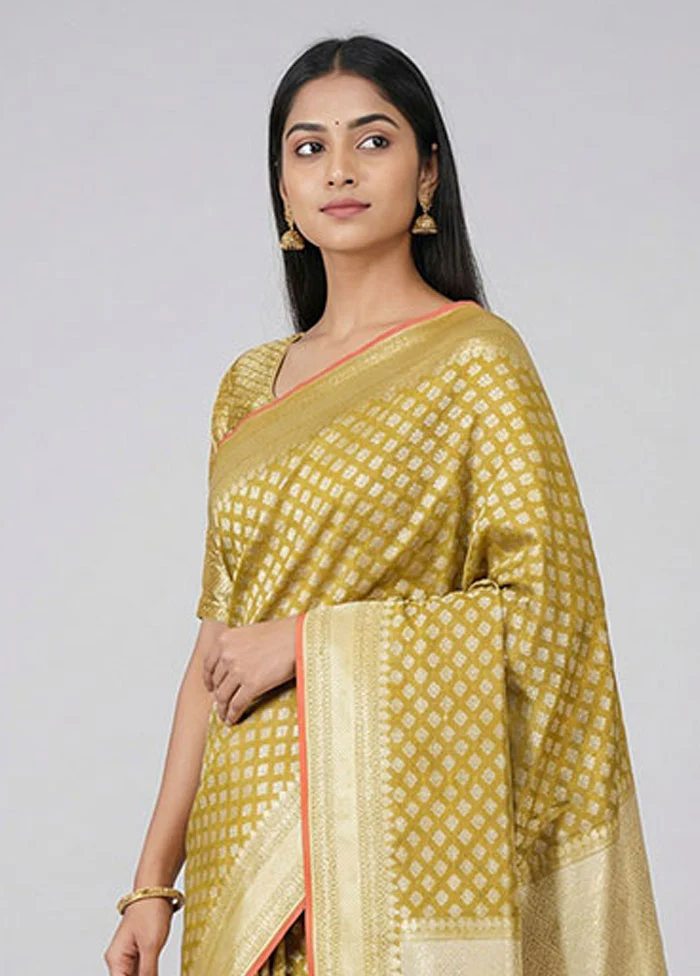 Cream Kora Silk Saree With Blouse Piece - Image 2