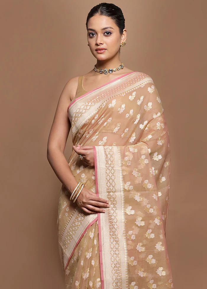 Cream Kora Silk Saree With Blouse Piece - Image 2