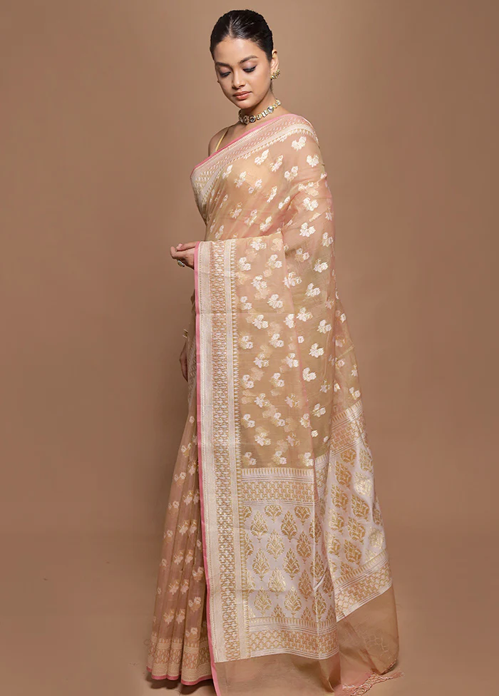 Cream Kora Silk Saree With Blouse Piece - Image 4