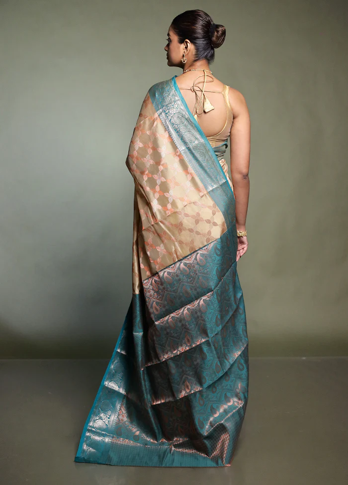 Cream Kora Silk Saree With Blouse Piece - Image 3