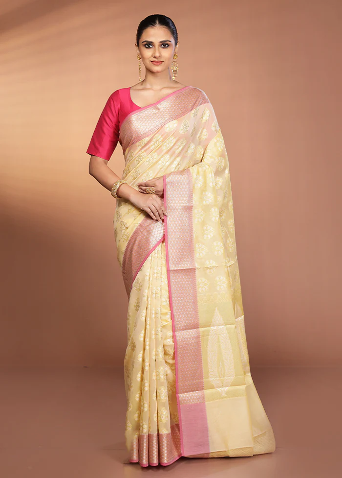 Cream Kora Silk Saree With Blouse Piece - Image 2