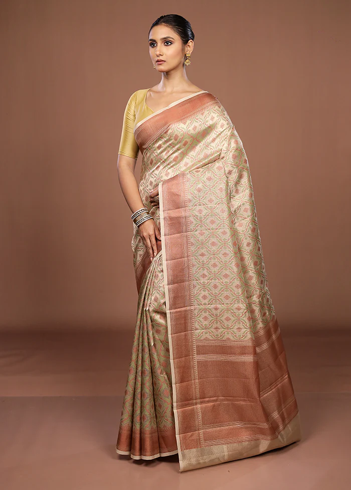 Cream Kora Silk Saree With Blouse Piece - Image 4