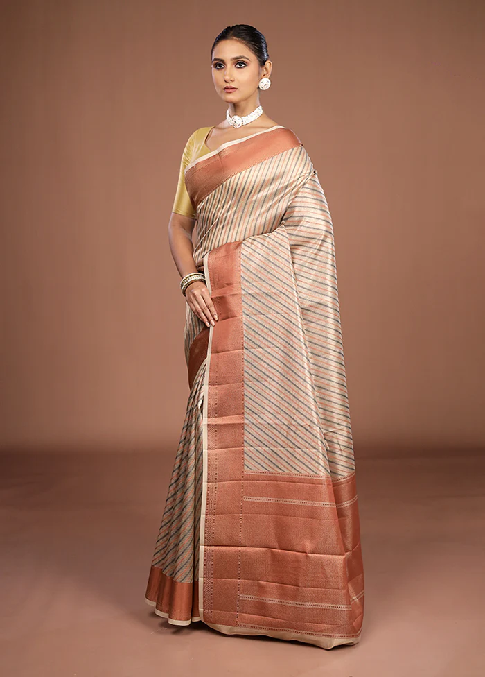 Cream Kora Silk Saree With Blouse Piece - Image 4