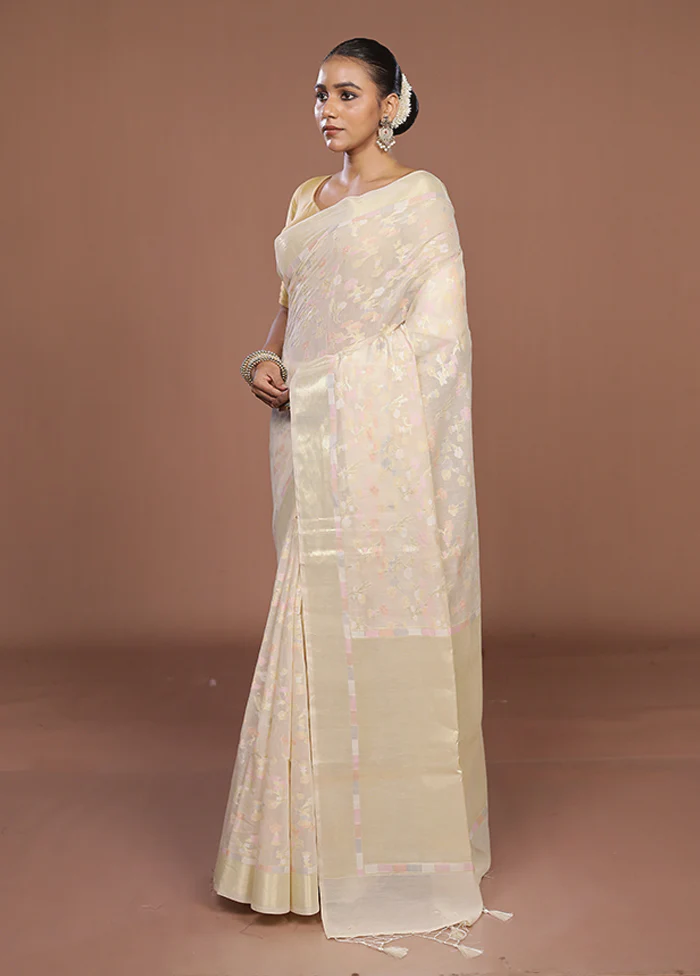 Cream Kora Silk Saree With Blouse Piece - Image 4