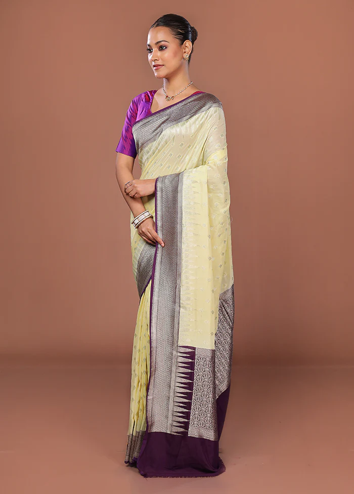 Yellow Kora Silk Saree With Blouse Piece - Image 4