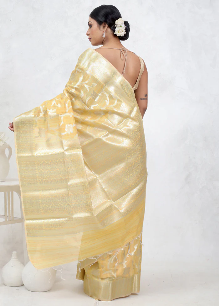 Yellow Kora Silk Saree With Blouse Piece - Image 3