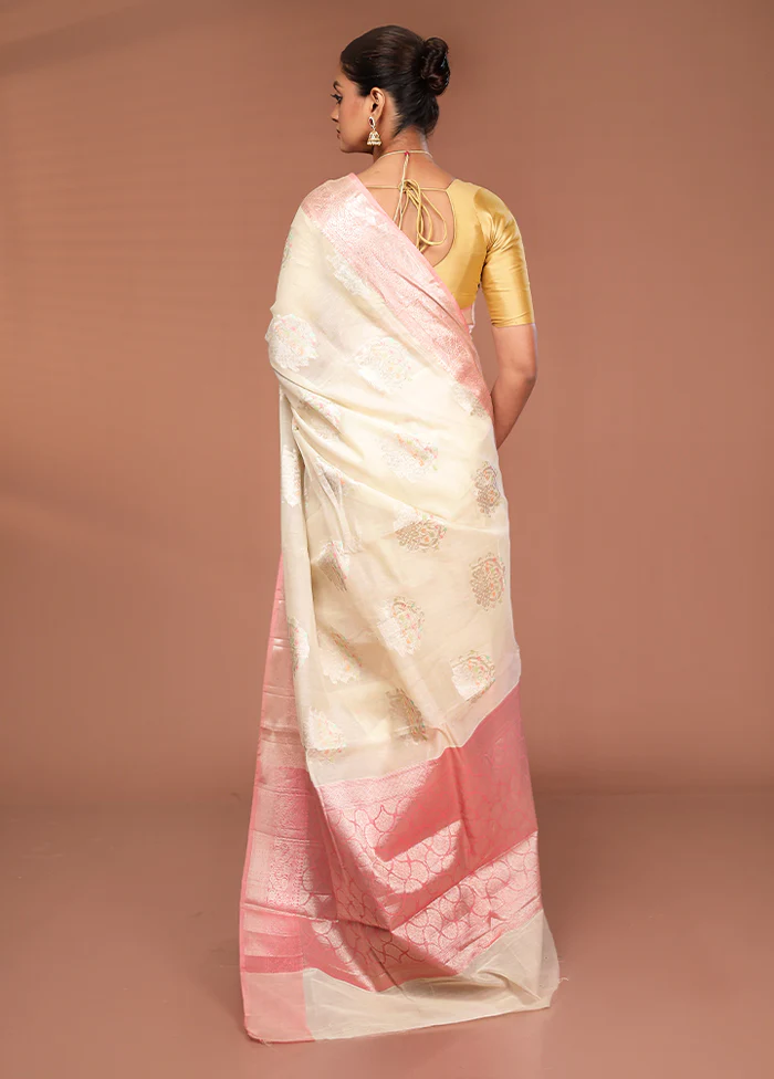 Cream Kora Silk Saree With Blouse Piece - Image 3
