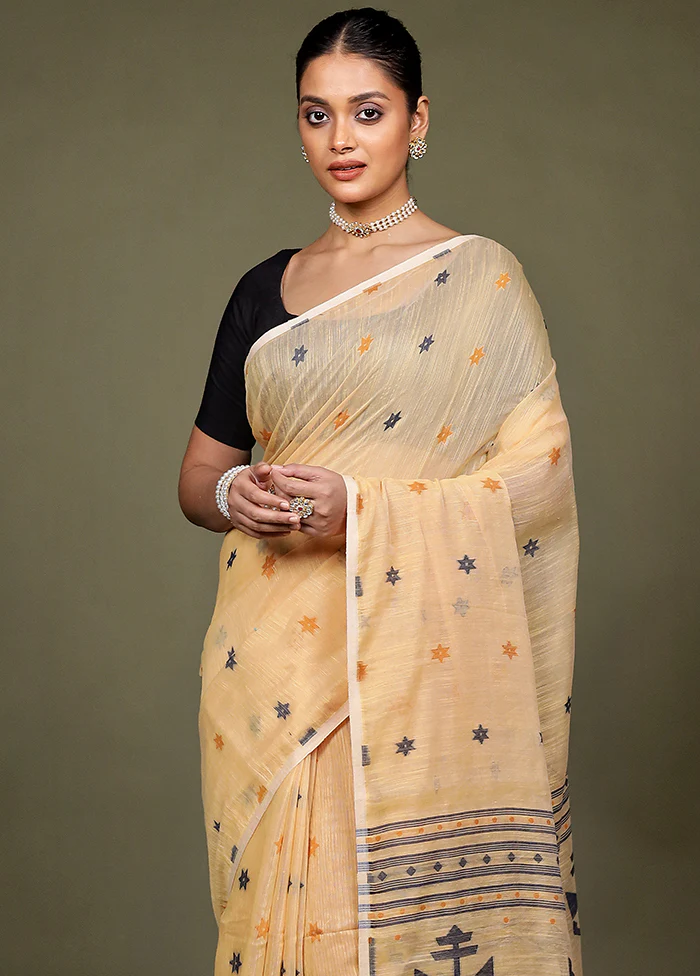 Cream Matka Silk Saree With Blouse Piece - Image 2
