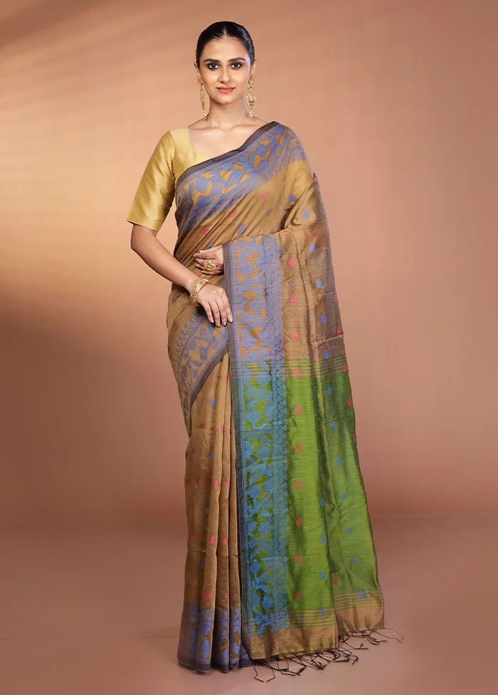 Cream Matka Silk Saree With Blouse Piece - Image 2