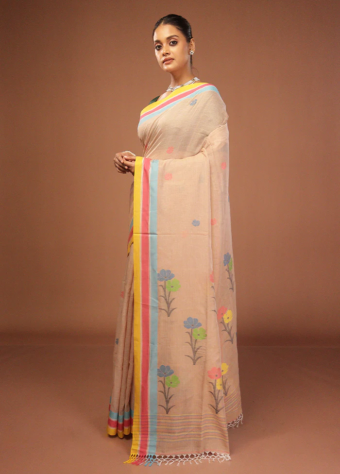 Cream Matka Silk Saree With Blouse Piece - Image 4