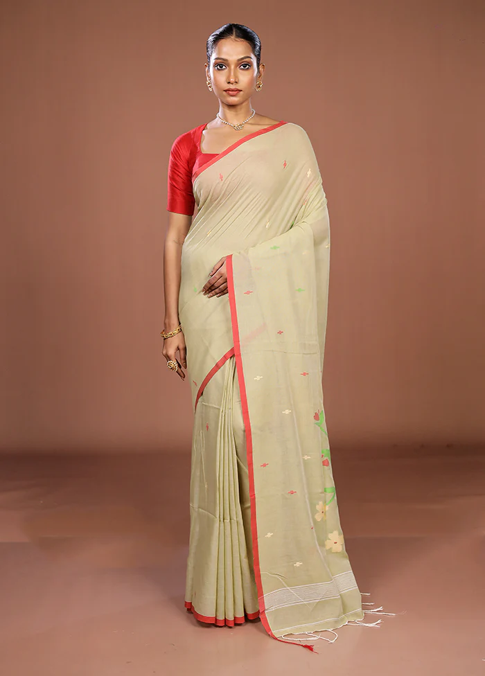 Cream Matka Silk Saree With Blouse Piece - Image 2