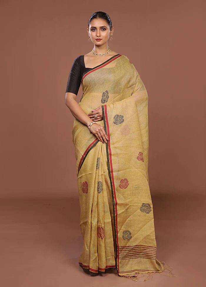 Cream Matka Silk Saree With Blouse Piece - Image 2