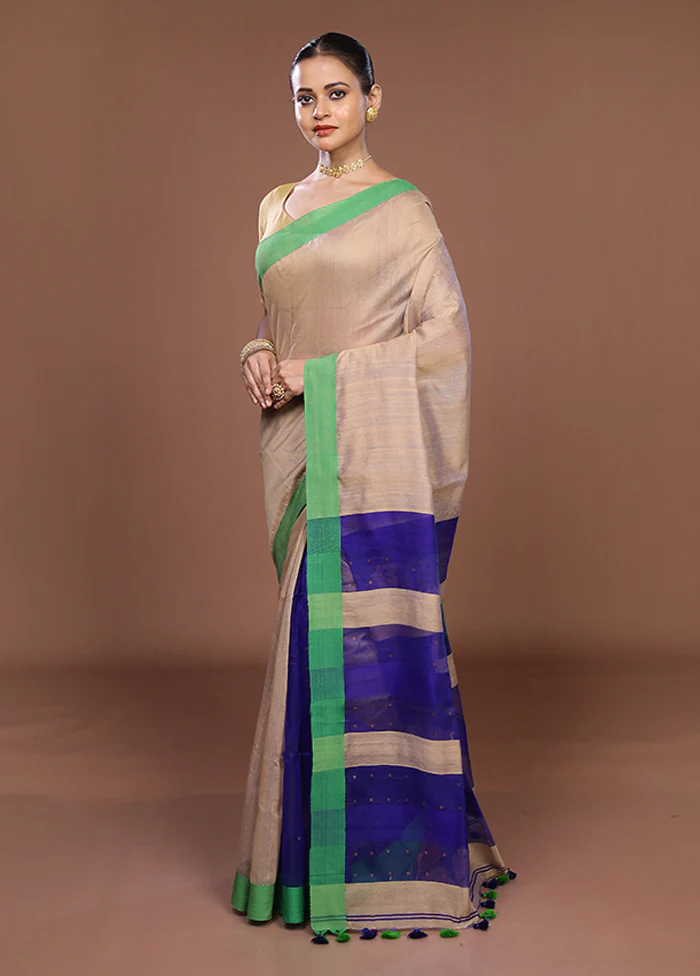 Cream Matka Silk Saree With Blouse Piece - Image 4
