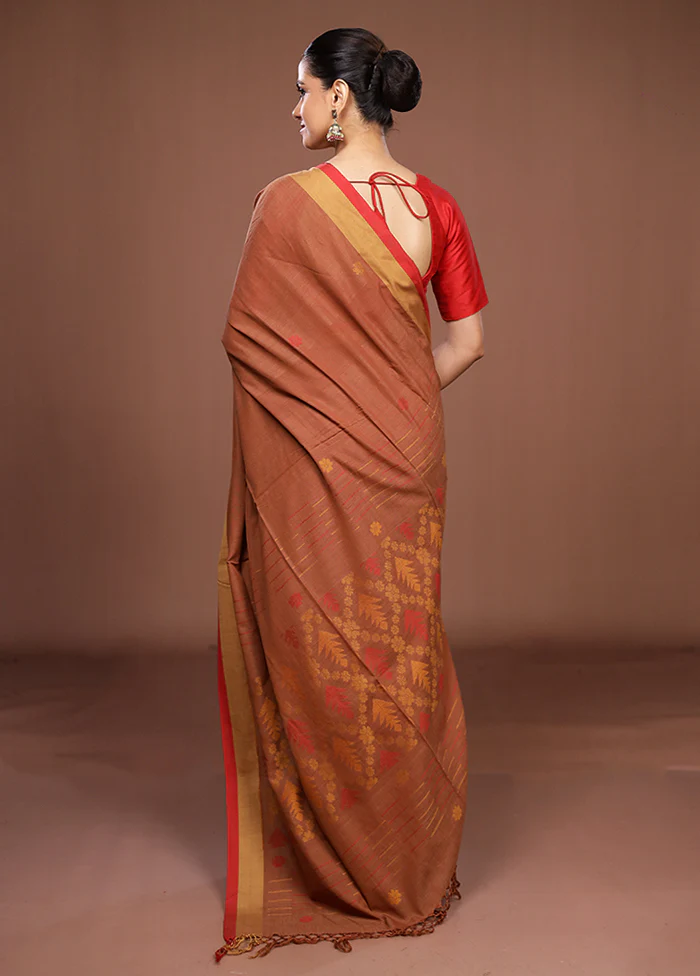 Cream Matka Silk Saree With Blouse Piece - Image 3