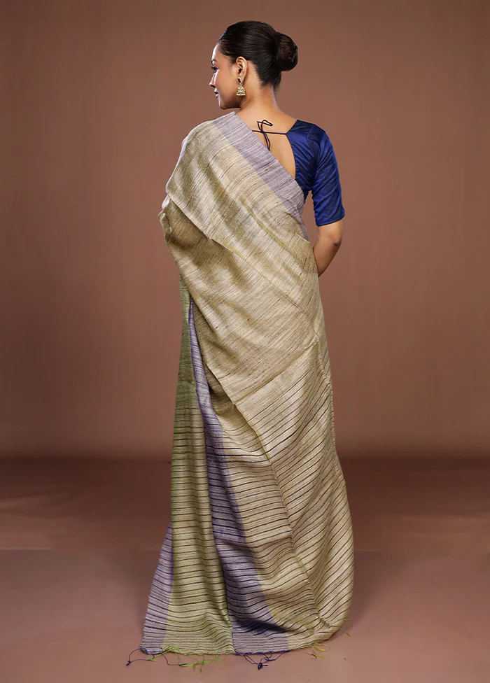 Cream Matka Silk Saree With Blouse Piece - Image 3