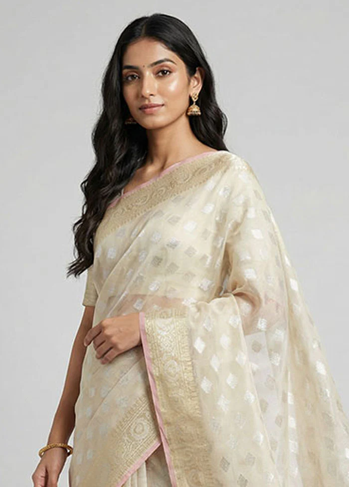 Cream Organza Saree With Blouse Piece - Image 2