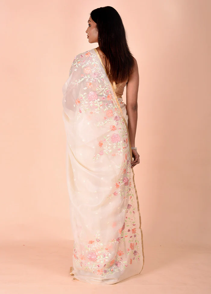 Cream Organza Saree With Blouse Piece - Image 3