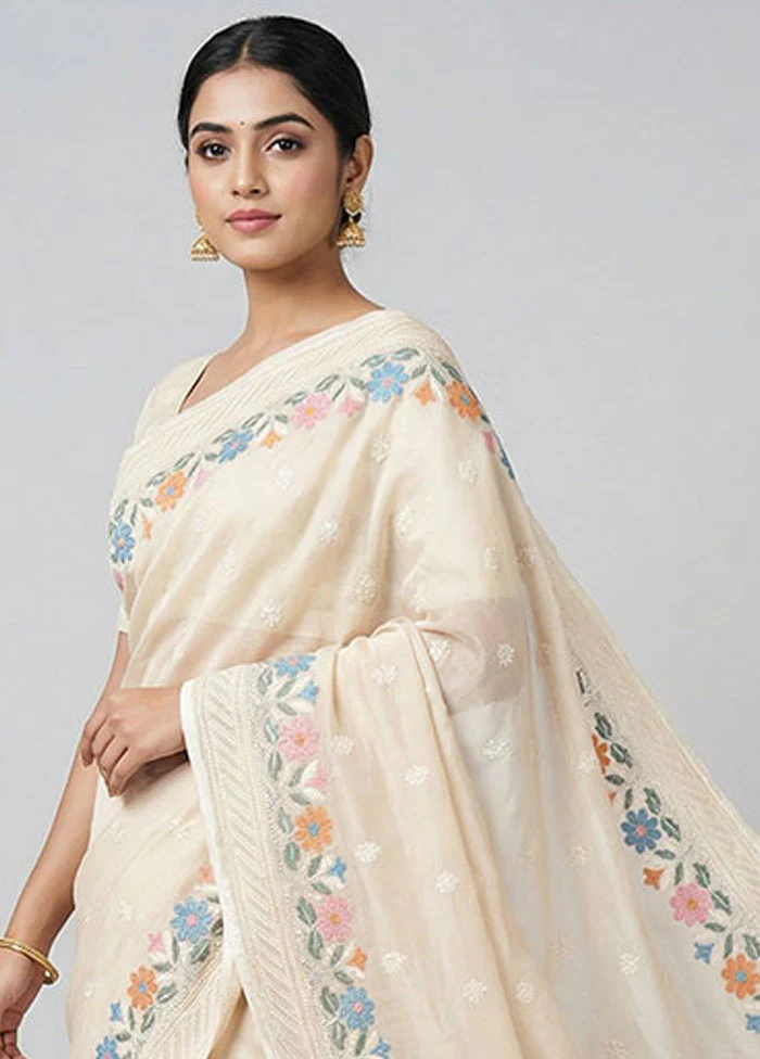 Cream Organza Saree With Blouse Piece - Image 2