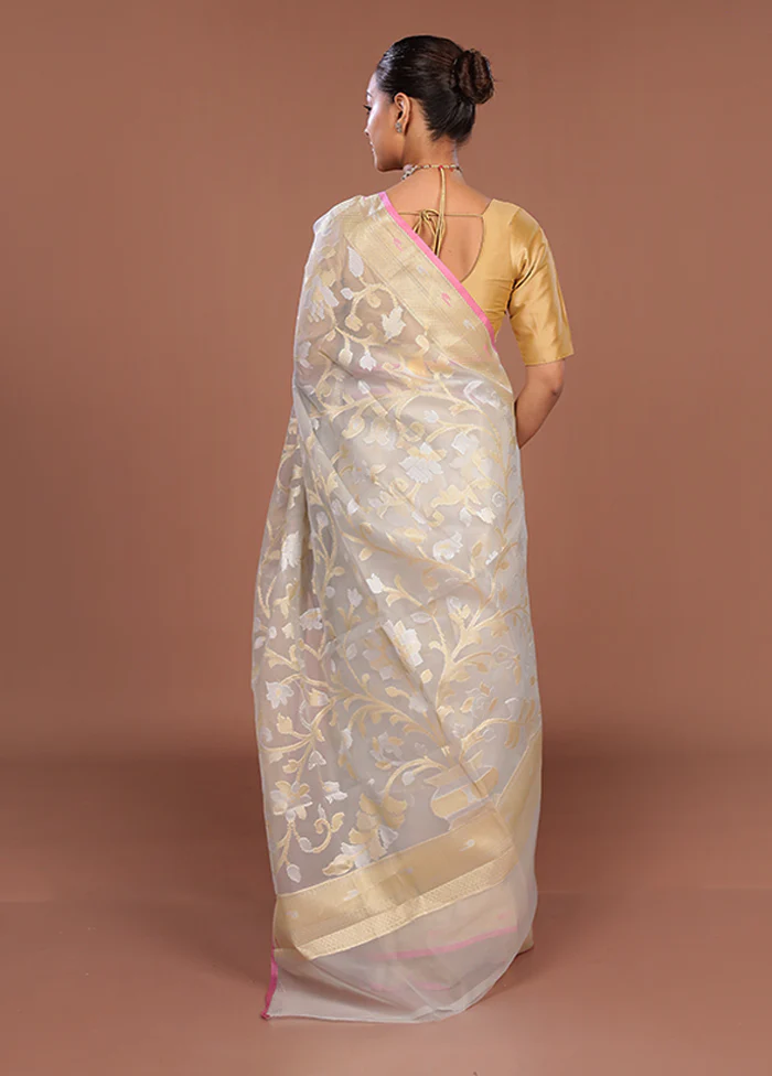 Cream Organza Saree With Blouse Piece - Image 3